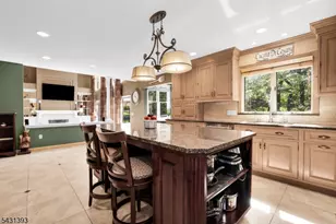 70 Forest Hills Way, Cedar Grove Twp., NJ 07009 - Photo 15
