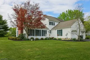 10 Plymouth Ct, Bernards Township, NJ 07920 - Photo 1