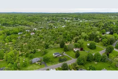 185 Thatchers Hill Rd, Raritan Township, NJ 08822 - Photo 11