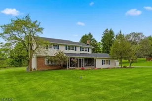185 Thatchers Hill Rd, Raritan Township, NJ 08822 - Photo 3