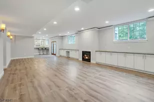 1004 Penny Ln, Scotch Plains Township, NJ 07076 - Photo 7
