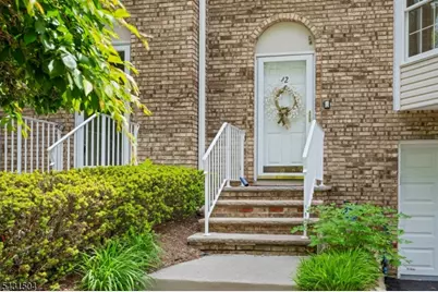 42 Brookstone Cir #42, Parsippany, NJ 07950 - Photo 5