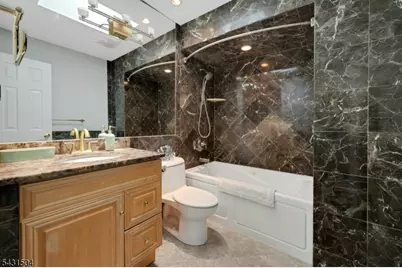 42 Brookstone Cir #42, Parsippany, NJ 07950 - Photo 19