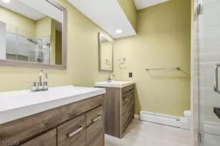 19A Foxwood Dr, Morris Plains, NJ 07950 - Photo 19