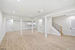 17 Arlington Dr, Livingston, NJ 07039 - Photo 25