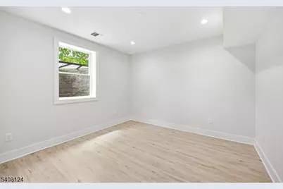 17 Arlington Dr, Livingston, NJ 07039 - Photo 31