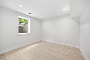 17 Arlington Dr, Livingston, NJ 07039 - Photo 31
