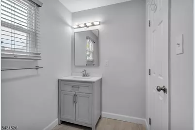 17 Topeka Pass, Willingboro Twp., NJ 08046 - Photo 9