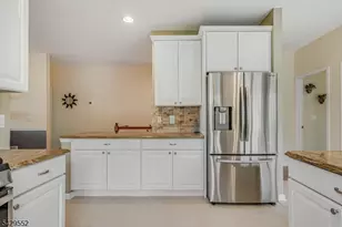 18 Kelburn Ct, Hardyston Township, NJ 07419 - Photo 17