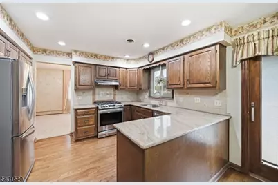 5 Halsey Rd, Montville Township, NJ 07082 - Photo 9