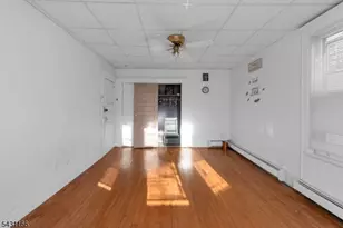 884 S 15th St, Newark, NJ 07108 - Photo 13