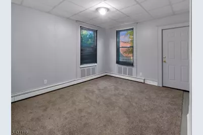 884 S 15th St, Newark, NJ 07108 - Photo 9