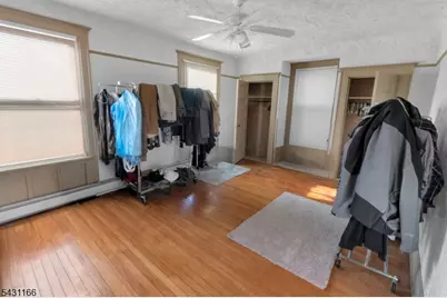 884 S 15th St, Newark, NJ 07108 - Photo 11