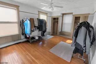 884 S 15th St, Newark, NJ 07108 - Photo 11