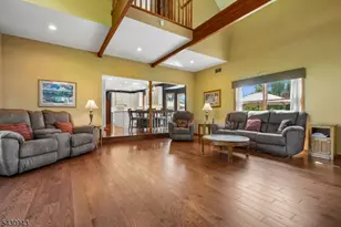 31 Copper Penny Rd, Raritan Township, NJ 08822 - Photo 19