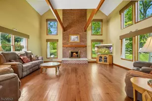 31 Copper Penny Rd, Raritan Township, NJ 08822 - Photo 7