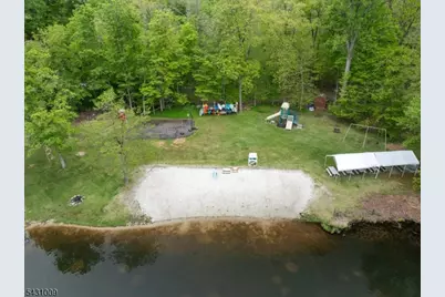 125 Kitchell Lake Dr, West Milford, NJ 07480 - Photo 29