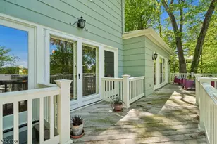 19 Greenbriar Dr, Summit, NJ 07901 - Photo 23