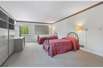 19 Greenbriar Drive, Summit, NJ 07901 - Photo 15