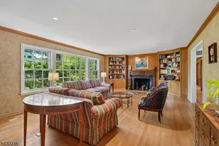 19 Greenbriar Dr, Summit, NJ 07901 - Photo 3