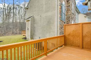 145 Arrowgate Dr, Randolph Township, NJ 07869 - Photo 25