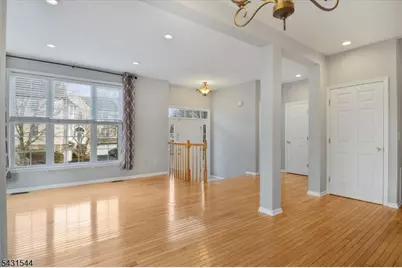 145 Arrowgate Dr, Randolph Township, NJ 07869 - Photo 5