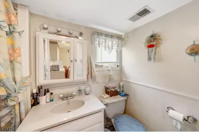 167 Manning Ave, North Plainfield, NJ 07060 - Photo 7