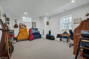 1 Bell Ct, Chester, NJ 07930 - Photo 29