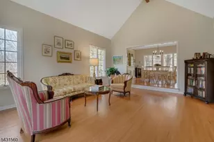 1 Bell Ct, Chester, NJ 07930 - Photo 7