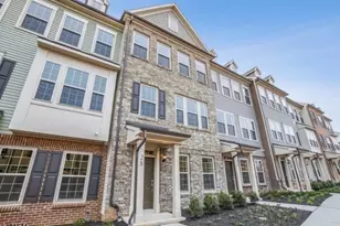 4 Haralson Ct, Livingston, NJ 07039 - Photo 1