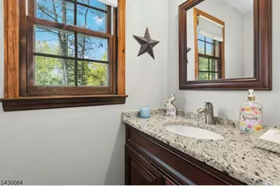 220 Queens Ln, Mountainside, NJ 07092 - Photo 17