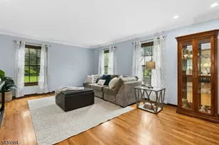 220 Queens Ln, Mountainside, NJ 07092 - Photo 5