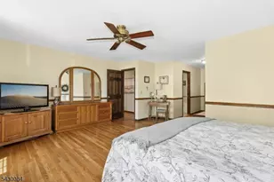 220 Queens Ln, Mountainside, NJ 07092 - Photo 21