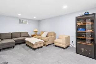 220 Queens Ln, Mountainside, NJ 07092 - Photo 33