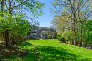 68 Rockledge Dr, Livingston, NJ 07039 - Photo 3
