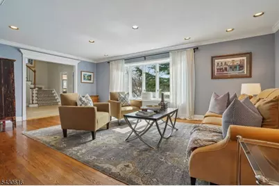68 Rockledge Dr, Livingston, NJ 07039 - Photo 7