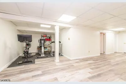 68 Rockledge Dr, Livingston, NJ 07039 - Photo 29