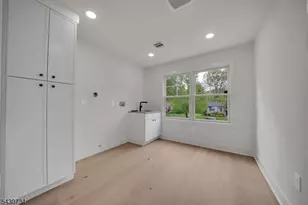 24 Etmore Pl, New Providence, NJ 07974 - Photo 25