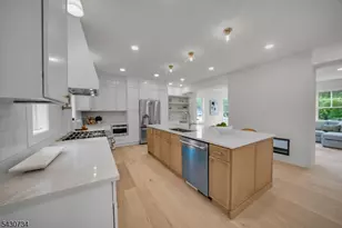 24 Etmore Pl, New Providence, NJ 07974 - Photo 5
