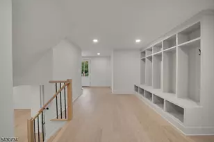 24 Etmore Pl, New Providence, NJ 07974 - Photo 19
