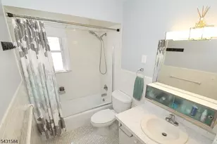 314 Kennedy Dr, Linden, NJ 07036 - Photo 13