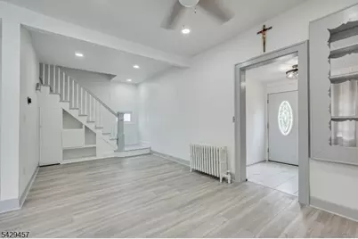 23 Wall St, Cranford Township, NJ 07016 - Photo 5