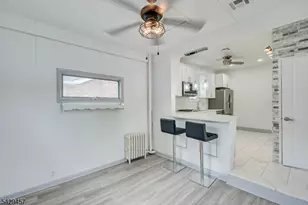 23 Wall St, Cranford Township, NJ 07016 - Photo 13
