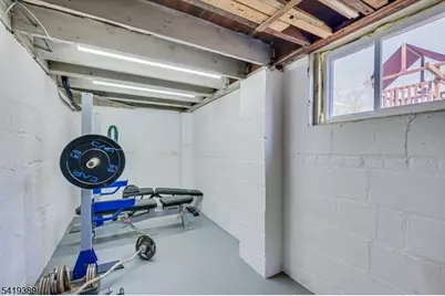 302 Mountainview Ter, Dunellen, NJ 08812 - Photo 37