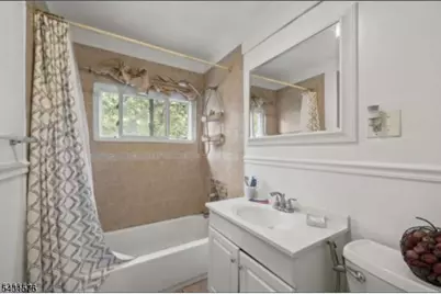 136 Haroldson Pl, Pompton Lakes, NJ 07442 - Photo 15