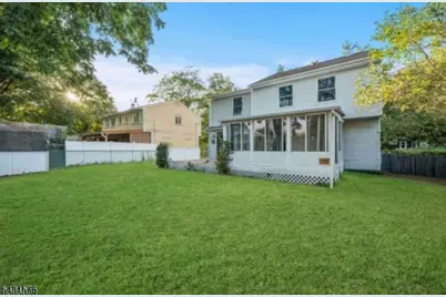 136 Haroldson Pl, Pompton Lakes, NJ 07442 - Photo 3
