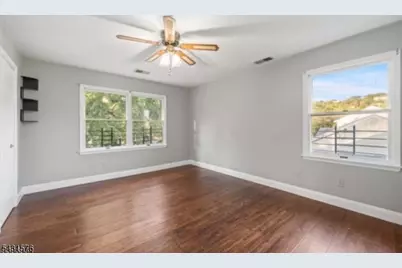 136 Haroldson Pl, Pompton Lakes, NJ 07442 - Photo 13