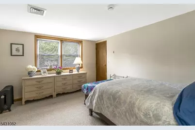 77 Livingston Ave, New Providence, NJ 07974 - Photo 19