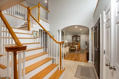 17 Drift Rd, Watchung, NJ 07069 - Photo 3