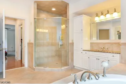 3 Christopher Ct, Montclair, NJ 07042 - Photo 27